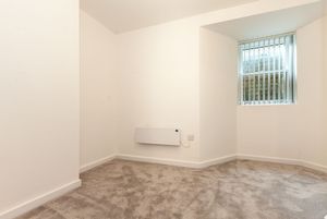 Bedroom- click for photo gallery